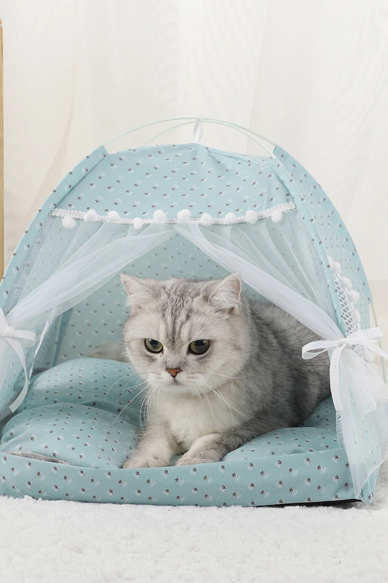 Pet Tent Bed for Cats Cozy Winter Cat House