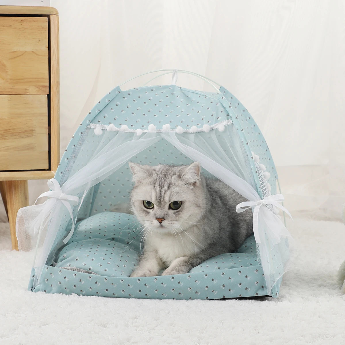 Pet Tent Bed for Cats Cozy Winter Cat House